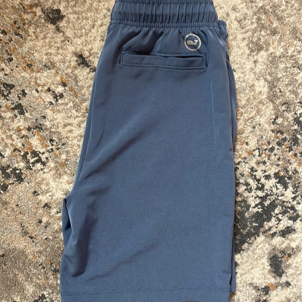 Vineyard Vines Performance shorts